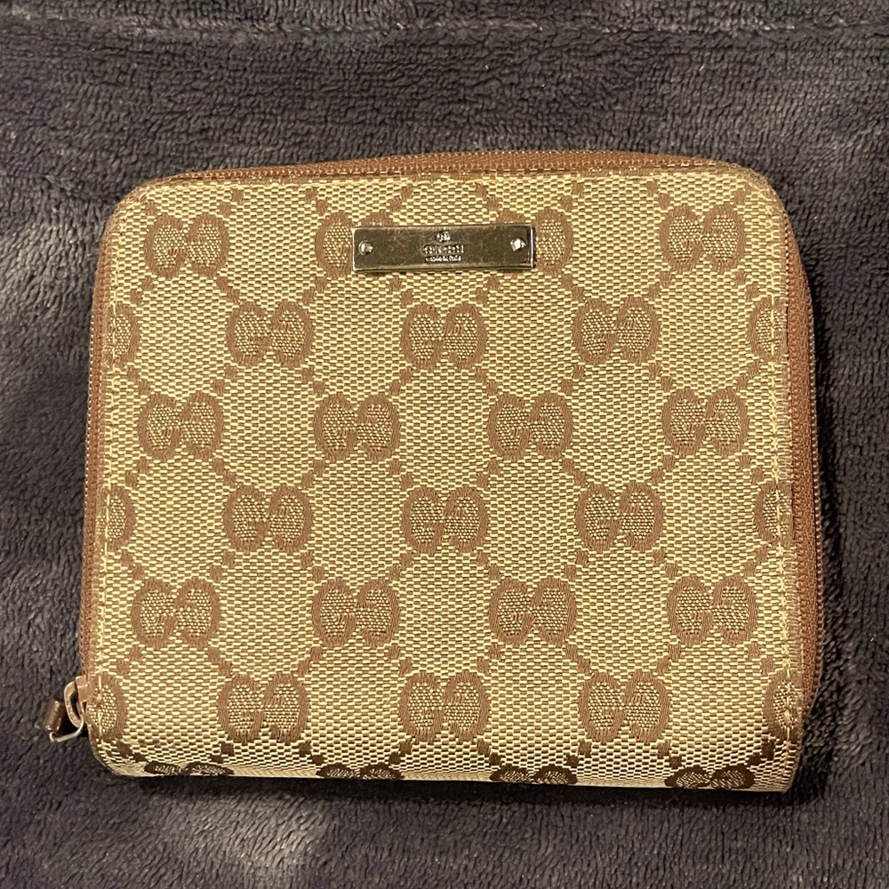 Gucci monogram zipper compact wallet
